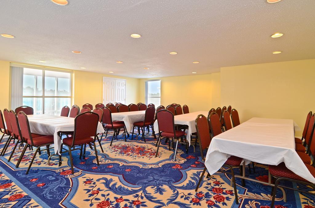 Stayapt Suites Alexandria-Fort Belvoir Negócio foto