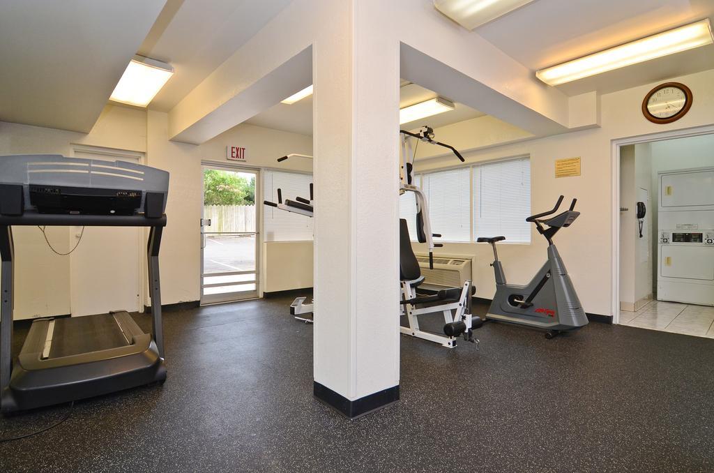 Stayapt Suites Alexandria-Fort Belvoir Instalações foto